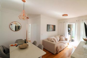 Apartamento com 2 dormit�rios localizado no bairro Ol�mpico, em S�o Caetano Do Sul.