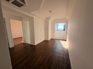 Apartamento com 2 dormit�rios localizado no bairro Osvaldo Cruz, em S�o Caetano Do Sul.