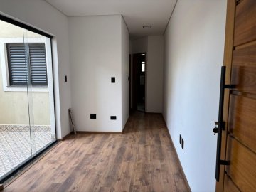 Apartamento com 2 dormit�rios localizado no bairro Vila Metarlugica, em Santo Andr�.