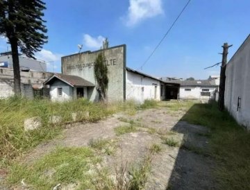 Galp�o Industrial com 1.980 m� de Terreno - F�cil Acesso para Caminh�es | Santo Andr�