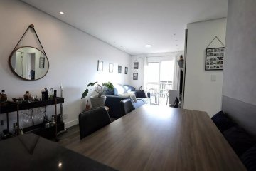 Apartamento com 2 dormit�rios localizado no bairro Campestre, em Santo Andr�.