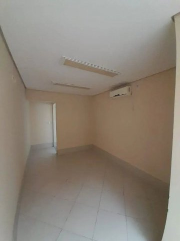 Sala Comercial localizado no bairro Santa Paula, em S�o Caetano Do Sul.