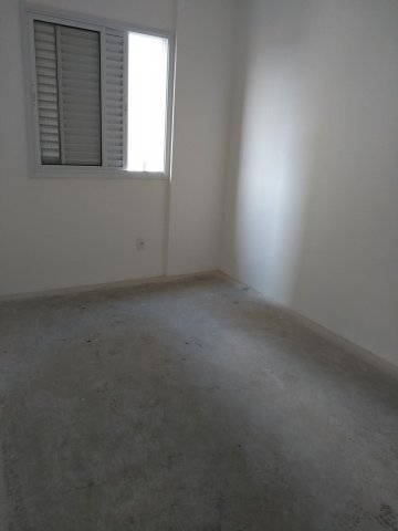 Apartamento com 2 dormit�rios localizado no bairro Utinga, em Santo Andr�.