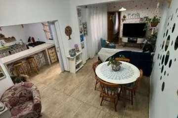 Sobrado com 3 dormit�rios localizado no Bairro Ol�mpico, em S�o Caetano Do Sul.