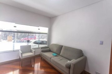 Sobrado com 2 dormit�rios localizado no Bairro Rudge Ramos, em S�o Bernardo do Campo.