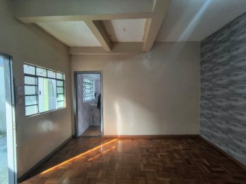Casa com 1 dormit�rio localizado no bairro Osvaldo Cruz, em S�o Caetano do Sul.