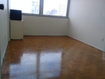 Sala comercial localizada no Bairro Centro, em S�o Caetano Do Sul.