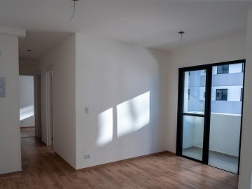 Apartamento com 2 dormit�rios localizado no bairro Sacadura, em Santo Andr�.-