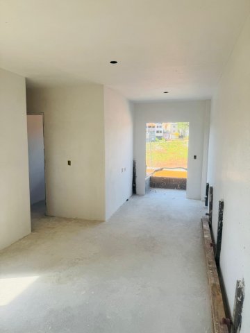 Apartamento com 2 dormit�rios localizado no bairro Sacadura Cabral, em Santo Andr�.