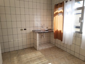 Apartamento com 1 dormit�rio localizado no bairro Cer�mica, em S�o Caetano Do Sul.