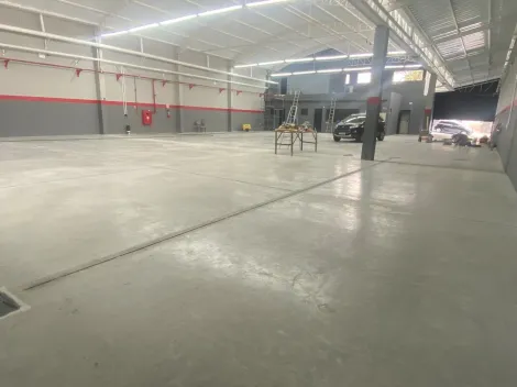 Galp�o Comercial localizado no Bairro Santa Maria, em S�o Caetano Do Sul.
