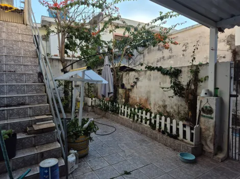 Casa com 4 dormit�rios localizado no Bairro Santa Paula, em S�o Caetano Do Sul.
