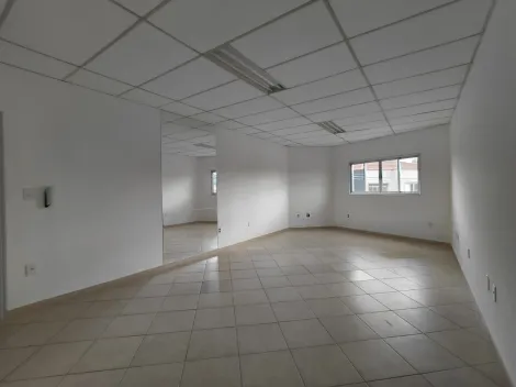 Sala comercial localizada no Bairro Santa Maria, em S�o Caetano Do Sul.