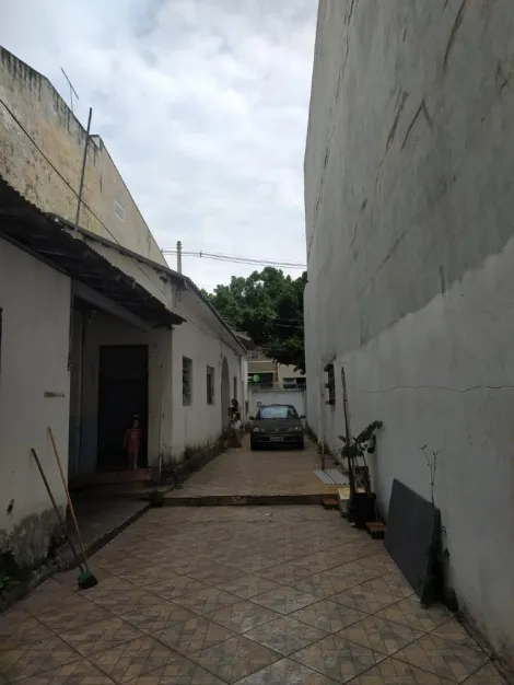 Terreno localizado no Bairro Centro, em S�o Caetano Do Sul.