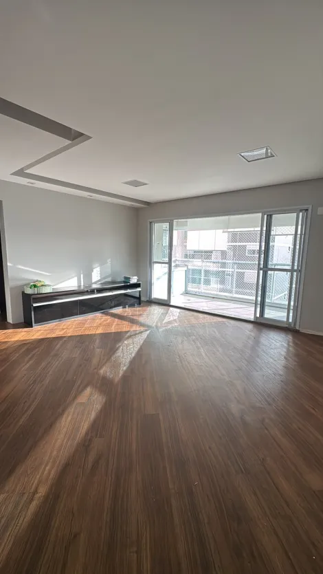 Apartamento com 2 dormit�rios localizado no bairro Cer�mica, em S�o Caetano Do Sul.