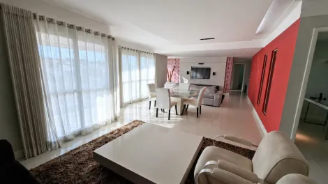 Apartamento com 3 su�tes localizado no bairro Jardim S�o Caetano, em S�o Caetano Do Sul.