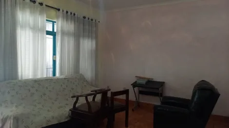 Casa com 2 dormit�rios localizado no Bairro Santo Ant�nio, em S�o Caetano Do Sul.