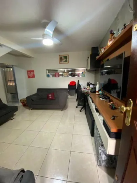Sobrado com 3 dormit�rios localizado no Bairro S�o Jos�, em S�o Caetano Do Sul.