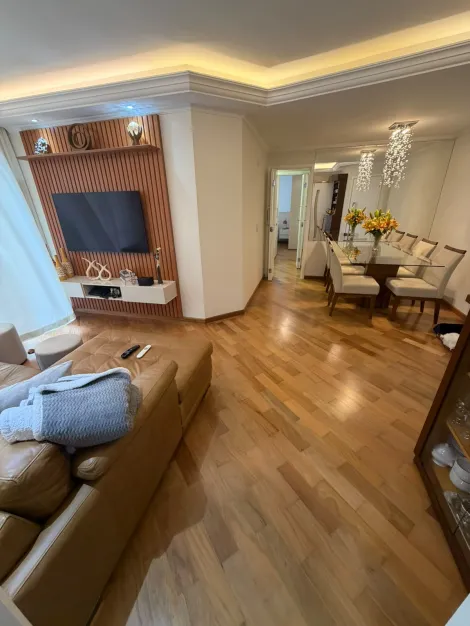 Apartamento com 3 dormit�rios localizado no bairro Santo Ant�nio, em S�o Caetano Do Sul.