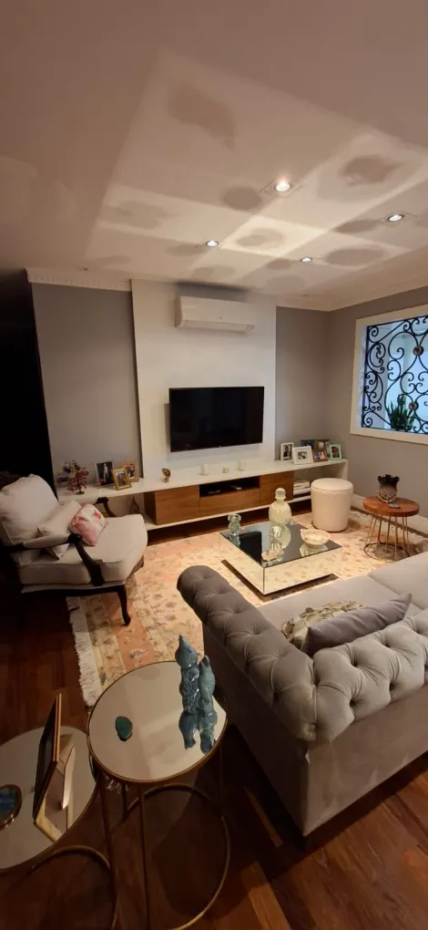 Apartamento com 2 su�tes localizado no bairro Santa Paula, em S�o Caetano Do Sul.