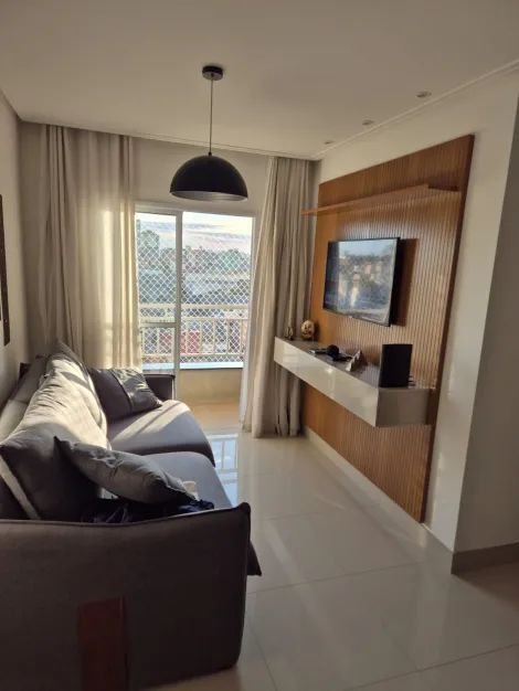 Apartamento com 2 dormit�rios localizado no bairro Osvaldo Cruz, em S�o Caetano Do Sul.