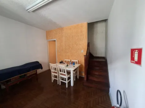 Sobrado com 2 dormit�rios localizado no Bairro Santo Ant�nio, em S�o Caetano Do Sul.