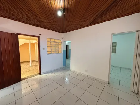 Casa com 2 dormit�rios localizado no Bairro Osvaldo Cruz, em S�o Caetano Do Sul.