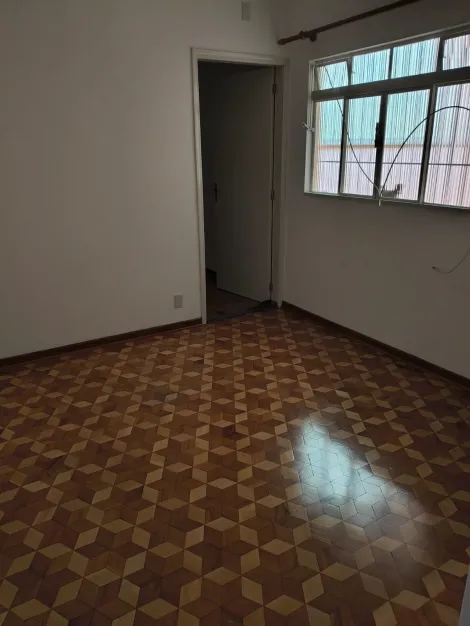 Casa Assobradada localizado no Bairro Santa Maria, em S�o Caetano Do Sul.