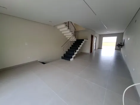 Sobrado com 3 su�tes localizado no Bairro Ol�mpico , em S�o Caetano Do Sul.