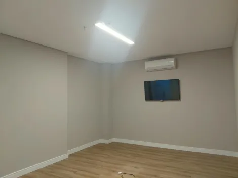 Sala comercial localizada no Bairro Boa Vista, em S�o Caetano Do Sul.