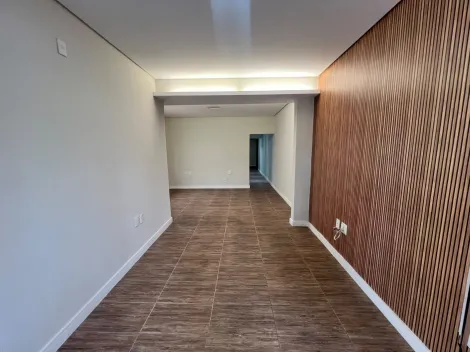 Casa com 2 dormit�rios localizado no Bairro Ol�mpico, em S�o Caetano Do Sul.