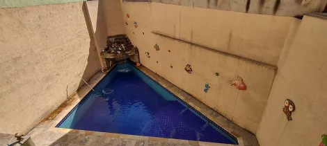 Excelente sobrado com piscina aquecida no bairro Utinga