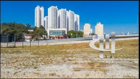 Aluga - Terreno Comercial com localiza��o estrat�gica ao lado da Rod. Anchieta e pr�ximo ao Centro de SBC.