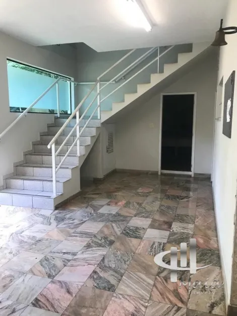 Pr�dio comercial, com excelente localiza��o, em um dos melhores pontos da Dom Pedro II,