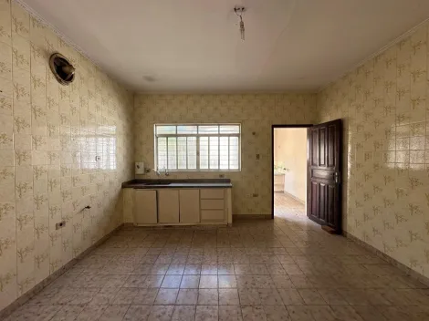 Casa com 2 dormit�rios localizado no bairro , em S�o Caetano do Sul.