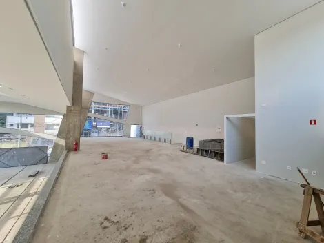 Sal�o Comercial 425,79m� para alugar No Bairro Vila Bastos