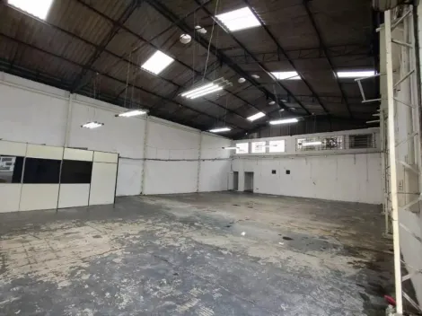 Galp�o Comercial localizado em Santo Andr�