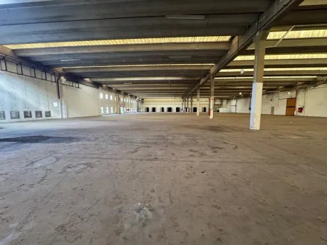 Galp�o Comercial no Bairro dos Casa, em S�o Bernardo do Campo