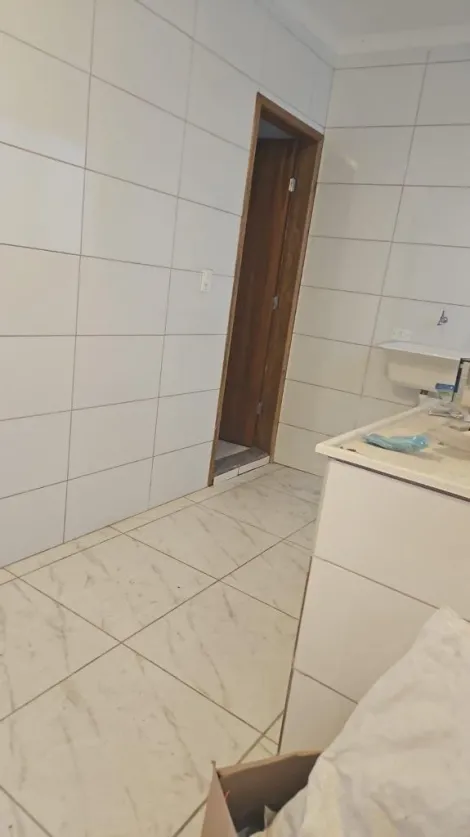 Apartamento tipo Kitnet com 1 dormit�rio no Bairro Cer�mica em S�o Caetano do Sul.