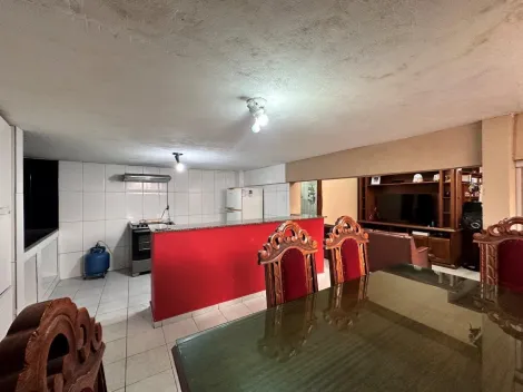 Sobrado localizado no Bairro Nova Gerty, em S�o Caetano Do Sul