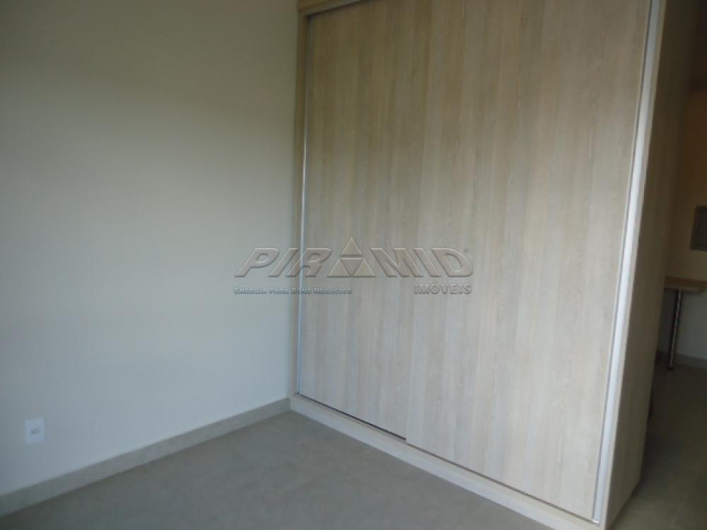 Alugar Apartamento / Padr&atilde;o em Ribeir&atilde;o Preto R$ 1.200,00 - Foto 4