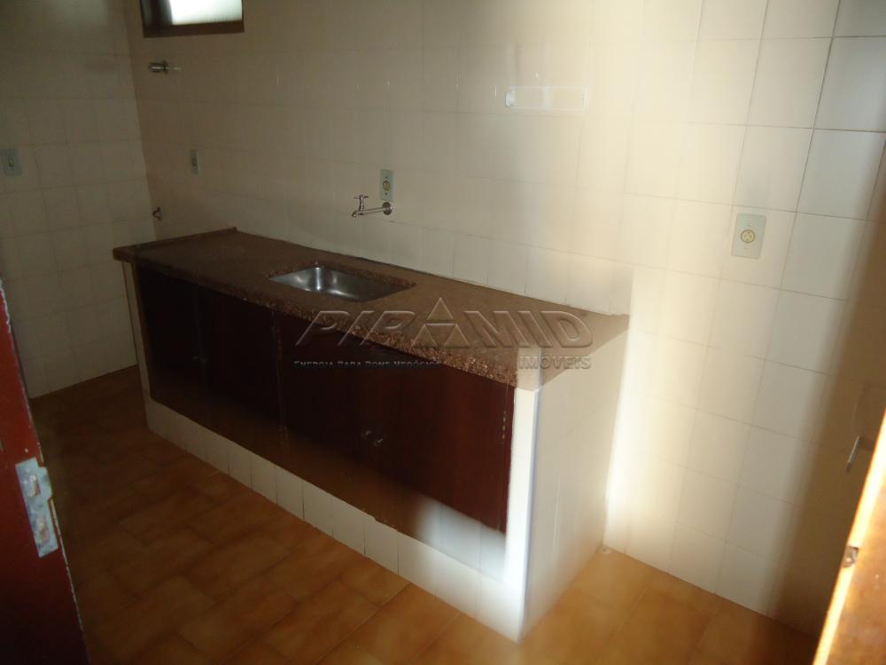 Alugar Apartamento / Padr&atilde;o em Ribeir&atilde;o Preto R$ 650,00 - Foto 6