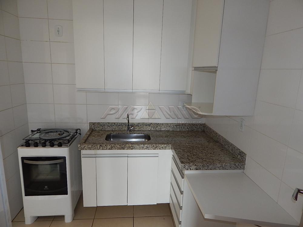 Alugar Apartamento / Padr&atilde;o em Ribeir&atilde;o Preto R$ 1.200,00 - Foto 4