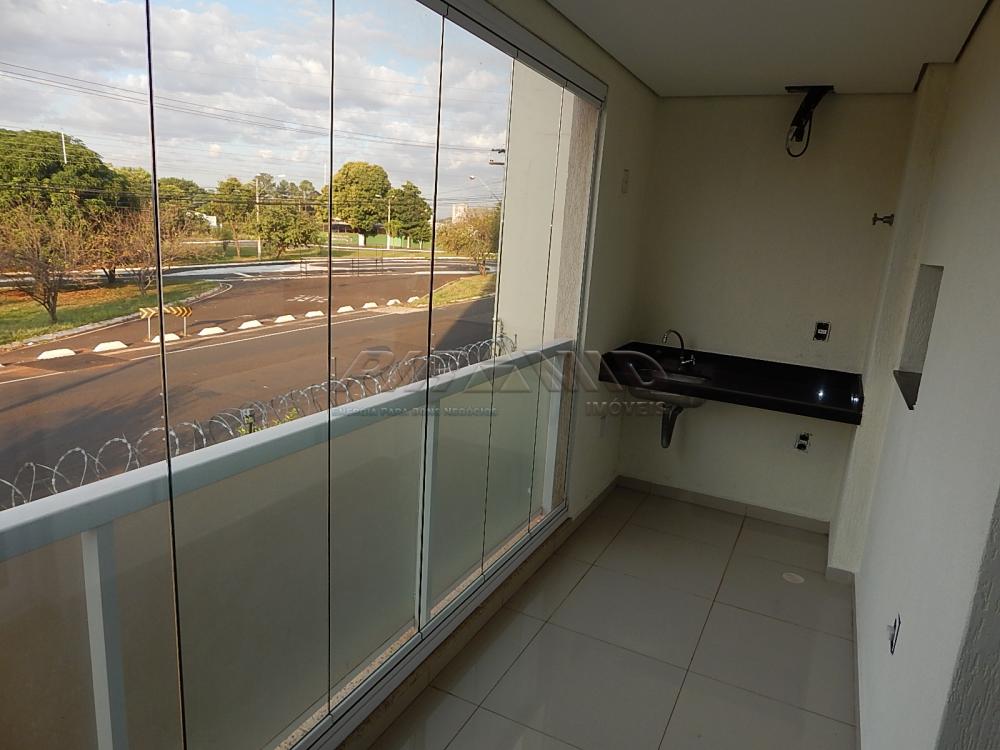 Alugar Apartamento / Padr&atilde;o em Ribeir&atilde;o Preto R$ 1.800,00 - Foto 3