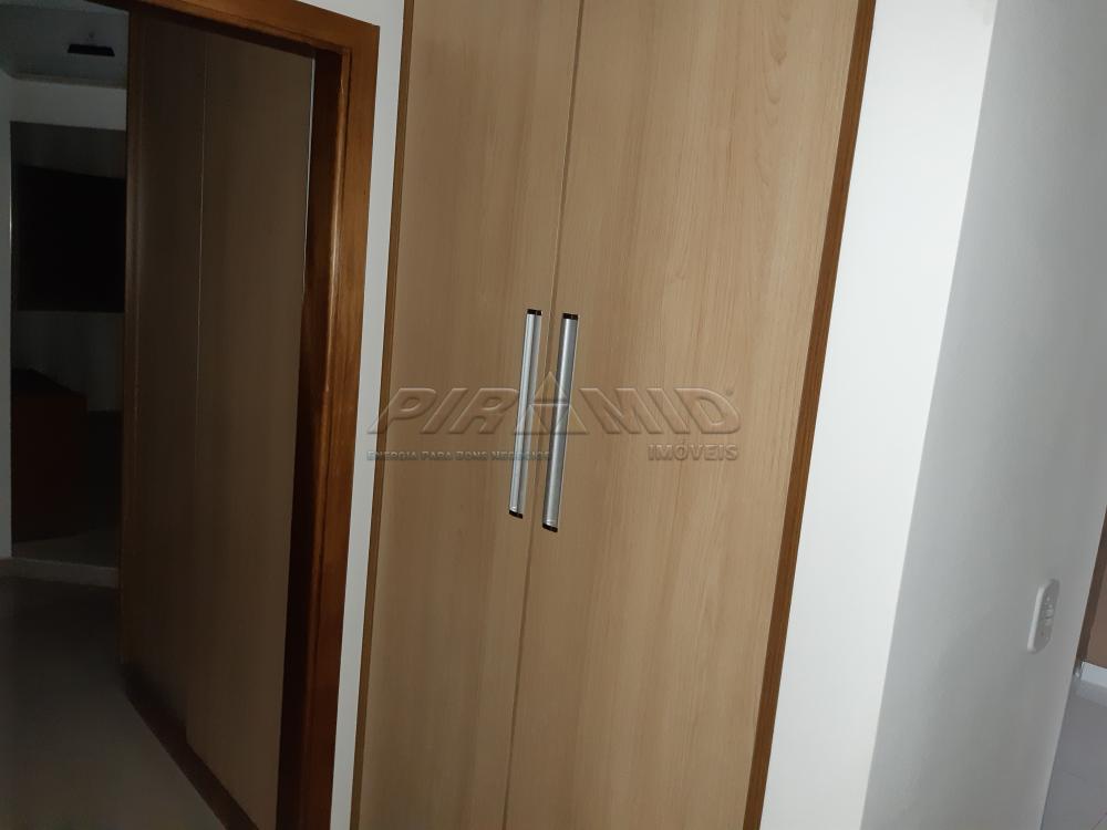 Alugar Apartamento / Padr&atilde;o em Ribeir&atilde;o Preto R$ 4.000,00 - Foto 4
