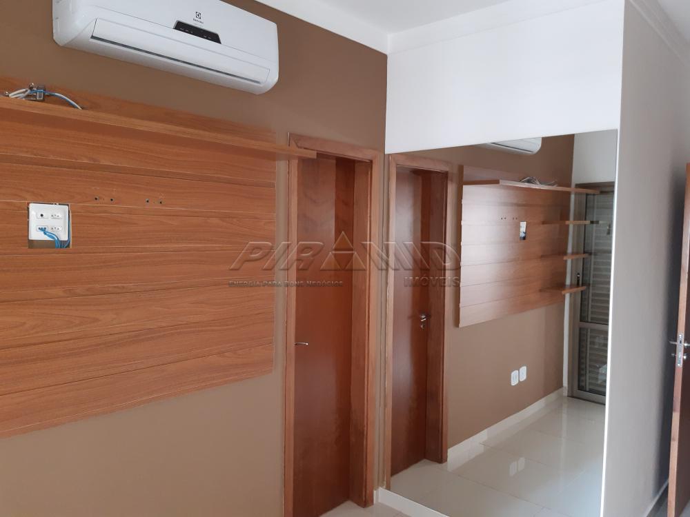 Alugar Apartamento / Padr&atilde;o em Ribeir&atilde;o Preto R$ 4.000,00 - Foto 13