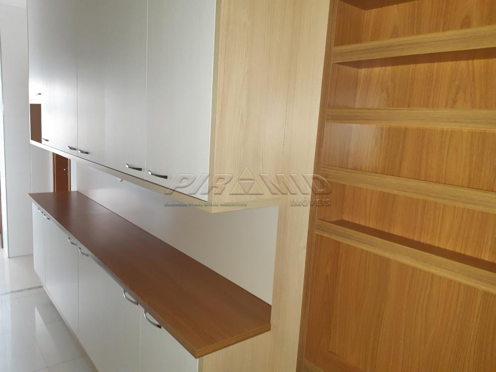 Alugar Apartamento / Padr&atilde;o em Ribeir&atilde;o Preto R$ 4.000,00 - Foto 17