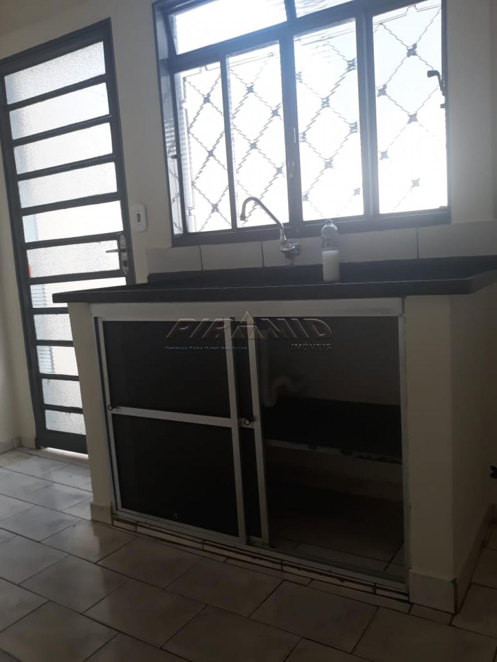 Alugar Casa / Padr&atilde;o em Ribeir&atilde;o Preto R$ 550,00 - Foto 12