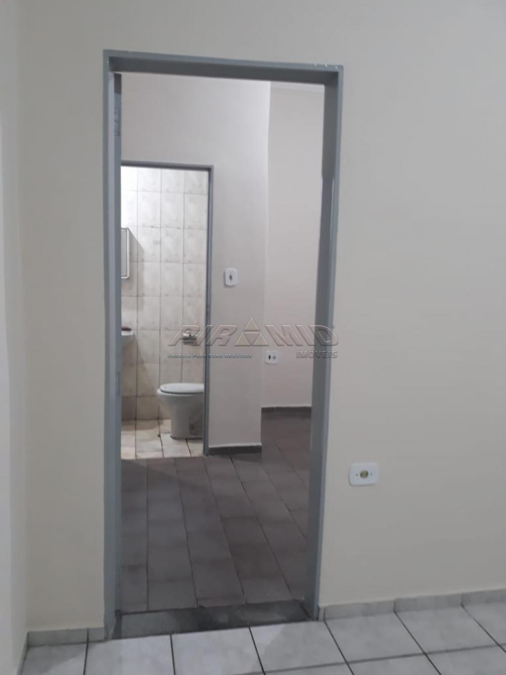 Alugar Casa / Padr&atilde;o em Ribeir&atilde;o Preto R$ 550,00 - Foto 15