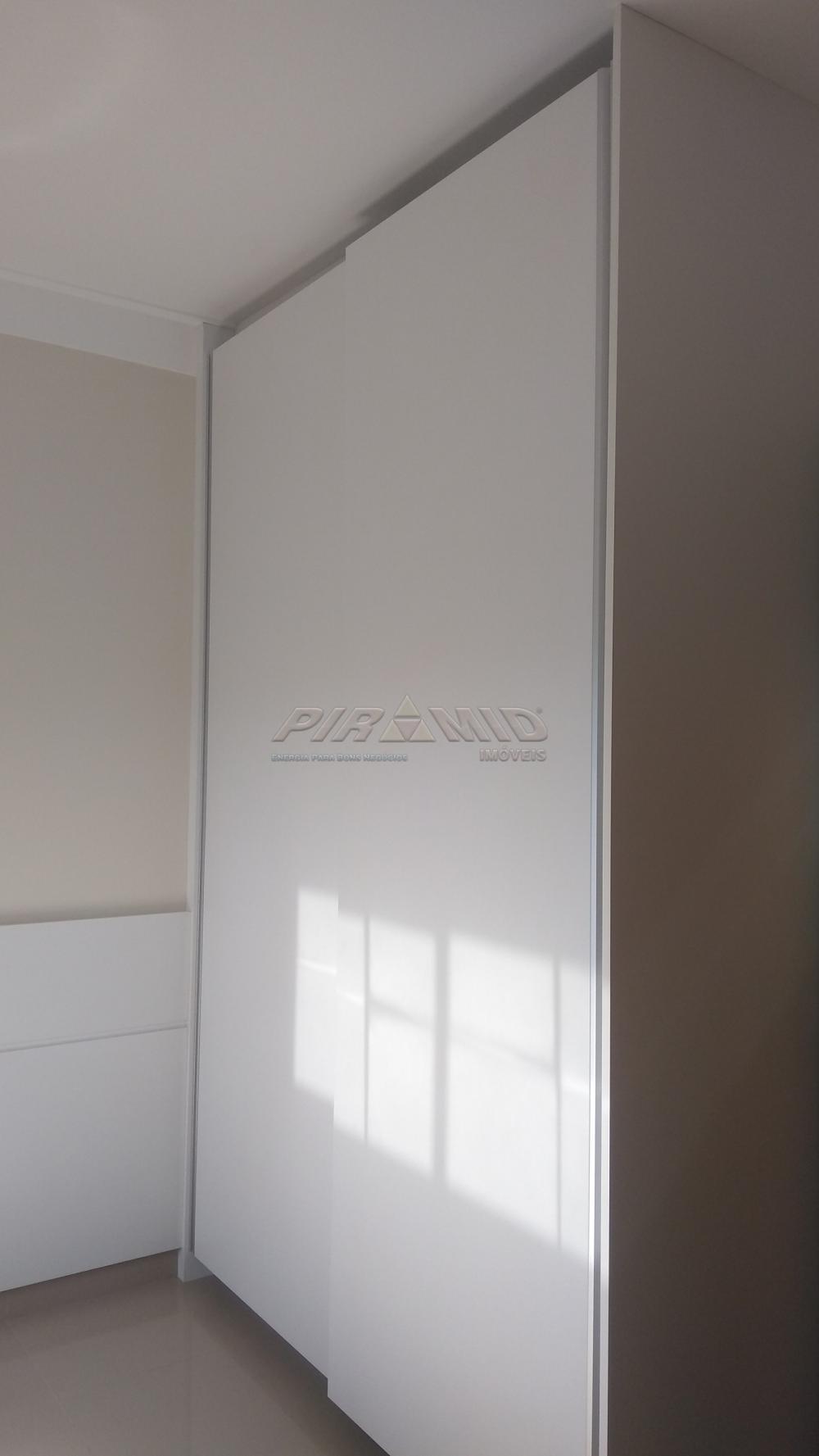 Alugar Apartamento / Padr&atilde;o em Ribeir&atilde;o Preto R$ 3.800,00 - Foto 17